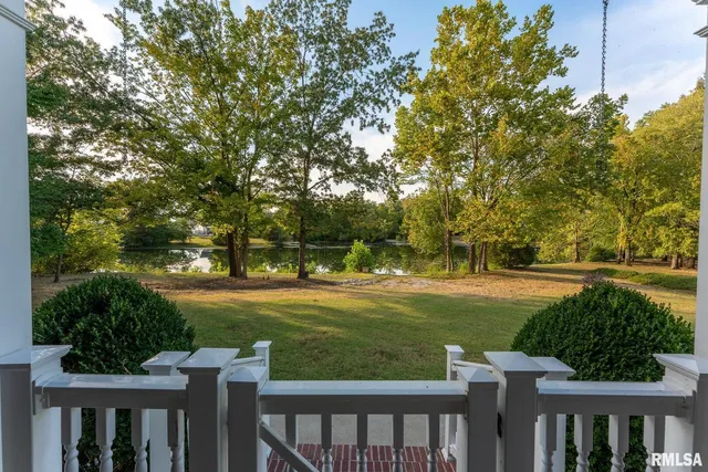 $459,000 | 306 Arbor Drive, Carterville, IL 62918