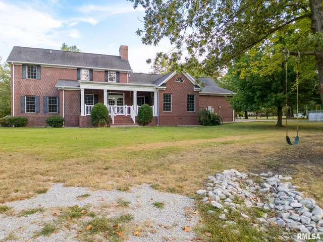 $459,000 | 306 Arbor Drive, Carterville, IL 62918