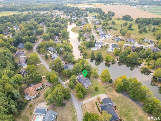 $459,000 | 306 Arbor Drive, Carterville, IL 62918