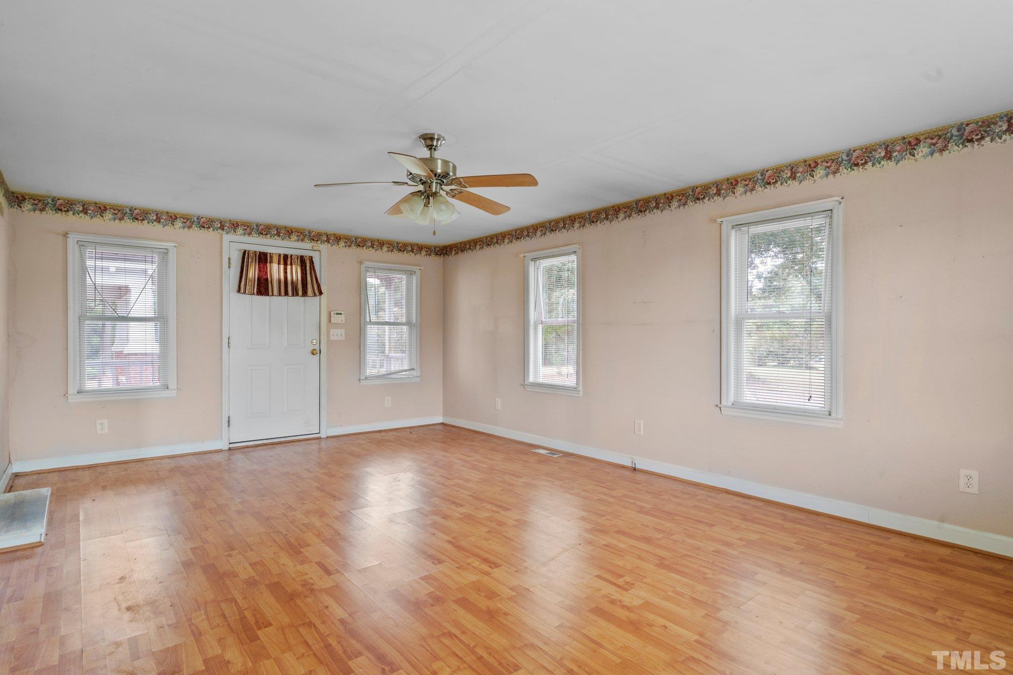 2705 Highway 27 Coats, NC 27521 - Photo 19 of 29 Gallery Image 19