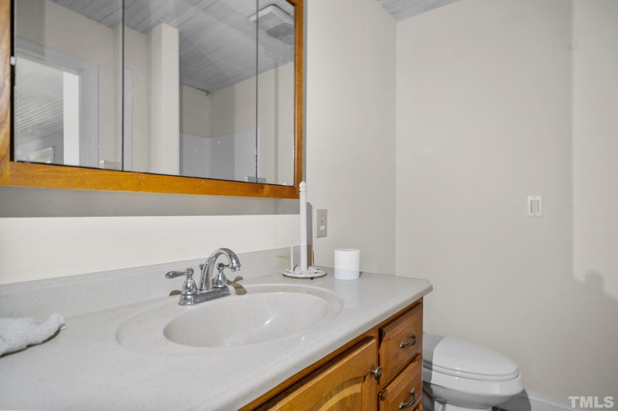 2705 Highway 27 Coats, NC 27521 - Photo 24 of 29 Gallery Image 24