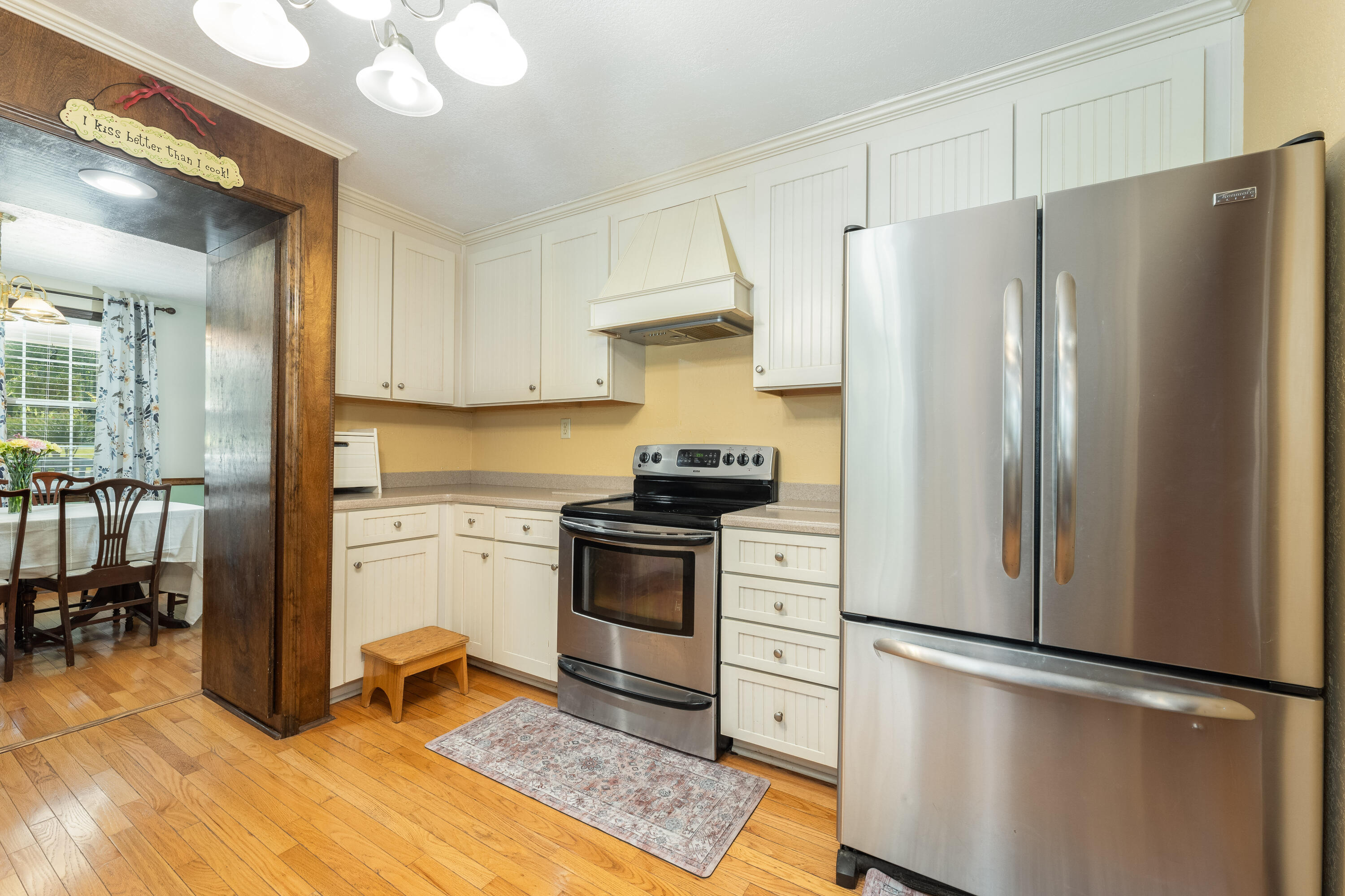 523 Von Hollen Road Bonneau, SC 29431 - Photo 16 of 38 P1038728-Edit