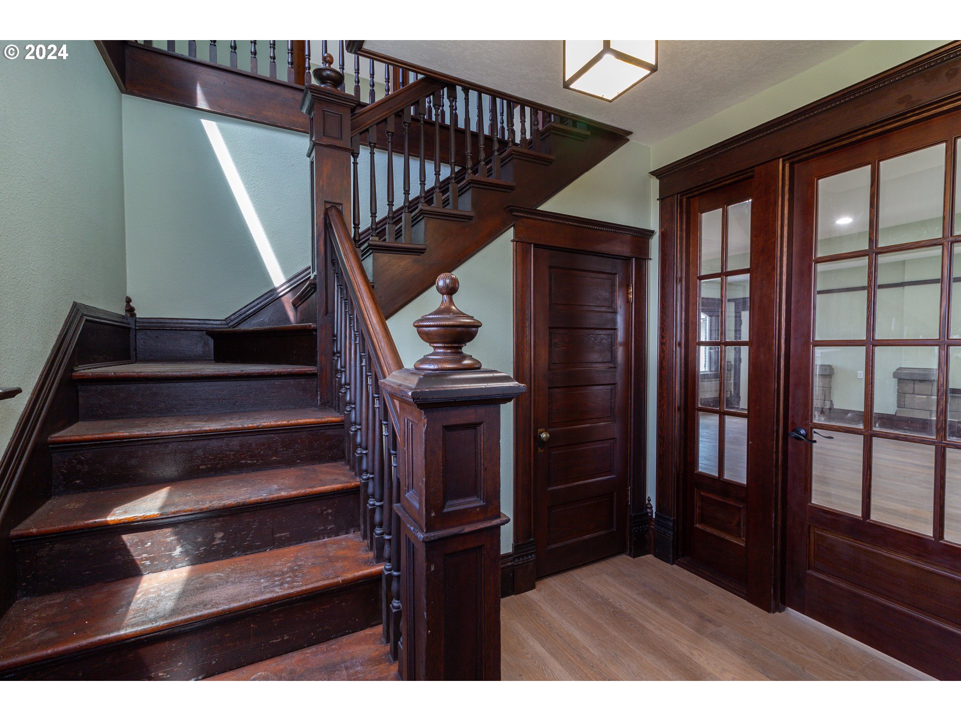 235 Northeast 3rd Street Hermiston, OR 97838 - Photo 12 of 27 a view of entryway and hall with wooden floor