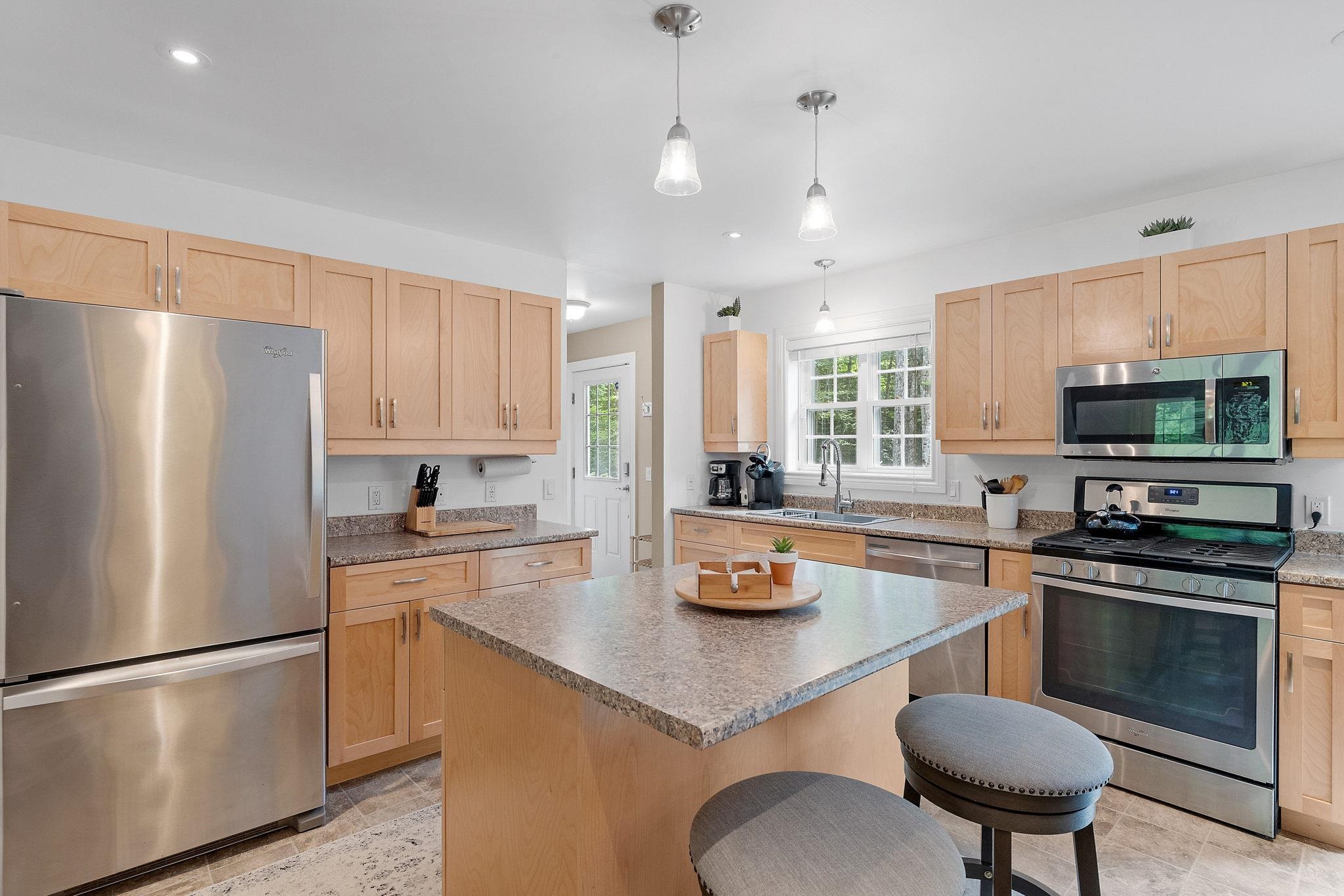 33 Carter Mountain Road New Hampton, NH 03256 - Photo 5 of 40