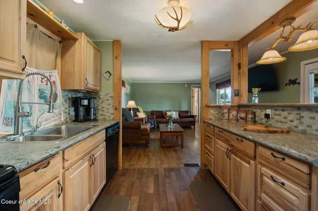 $263,000 | 302 School Street, Unit 18, Hope, ID 83836