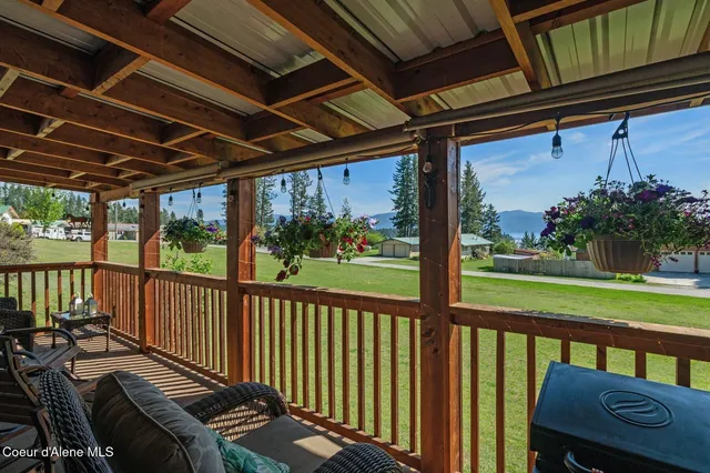 $263,000 | 302 School Street, Unit 18, Hope, ID 83836