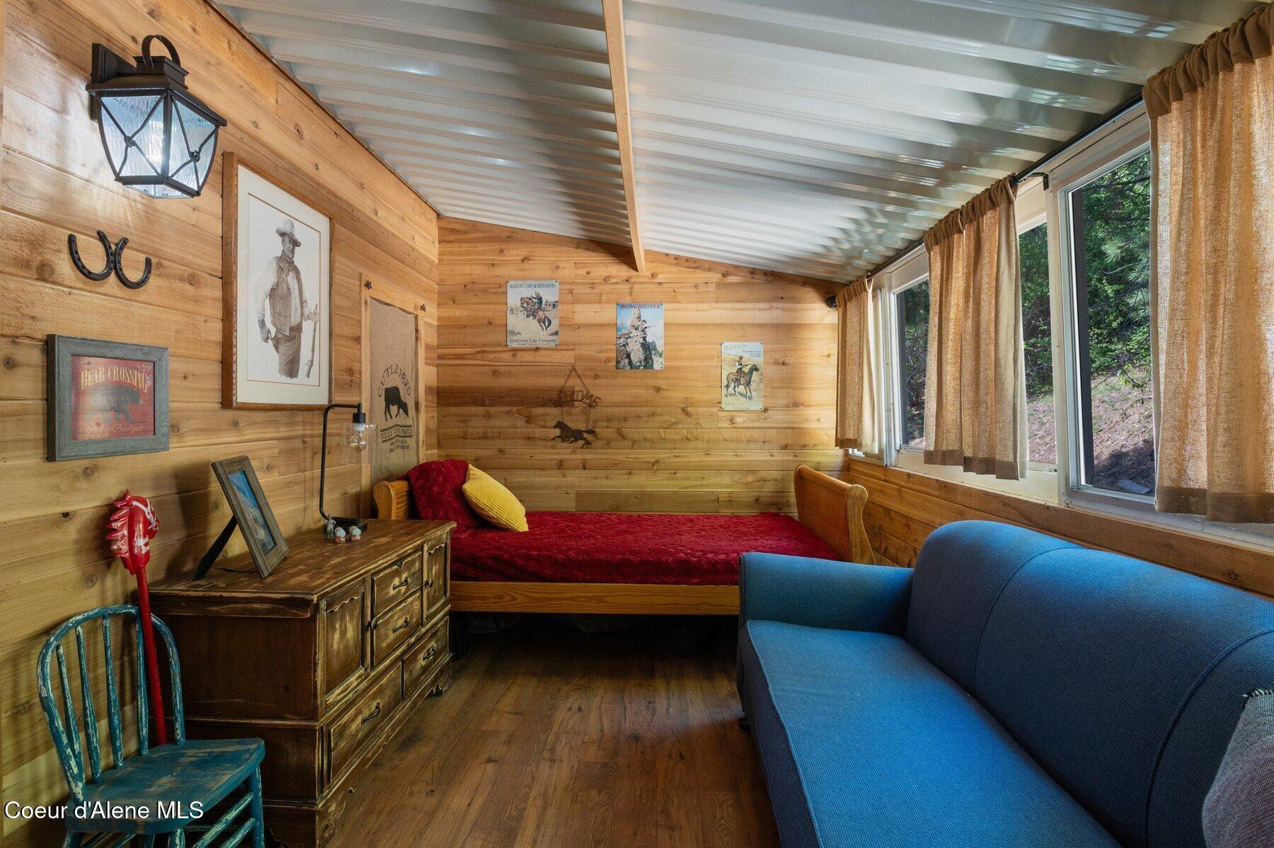 302 School Street, Unit 18 Hope, ID 83836 - Photo 22 of 34 Bonus Room