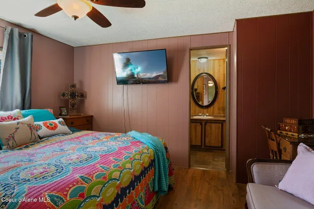 $263,000 | 302 School Street, Unit 18, Hope, ID 83836