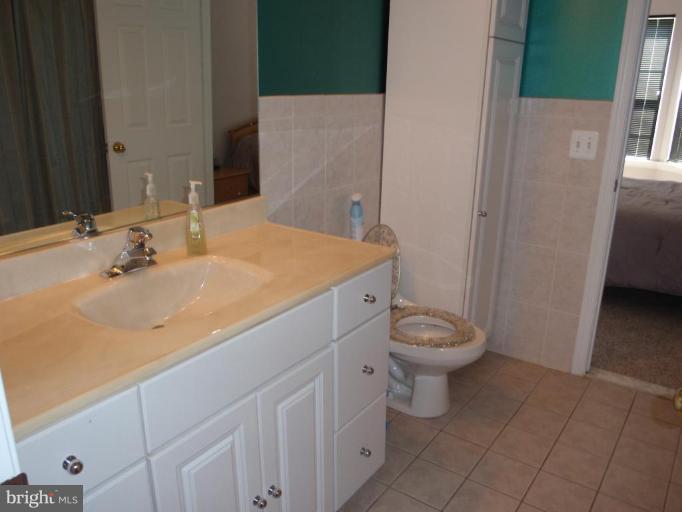 672 Kennington Road, Unit 672 Reisterstown, MD 21136 - Photo 11 of 12 Bath #1