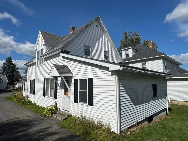 $139,000 | 8 Turner Street, Presque Isle, ME 04769