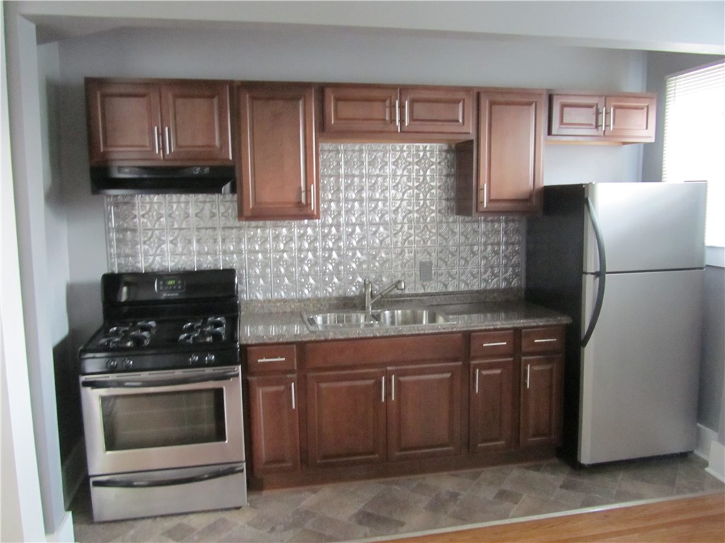 72 Edmonds Street Rochester, NY 14607 - Photo 5 of 29 Apt 1