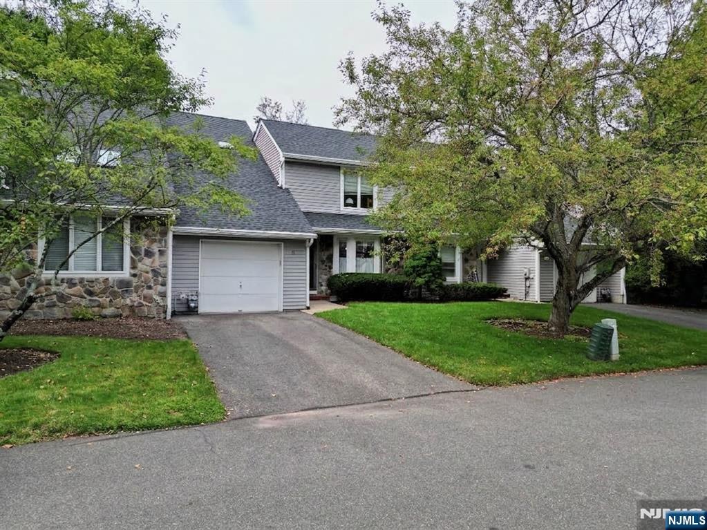 10 Matthew Road Wayne, NJ 07470 - Photo 1 of 41 Gallery Image 1