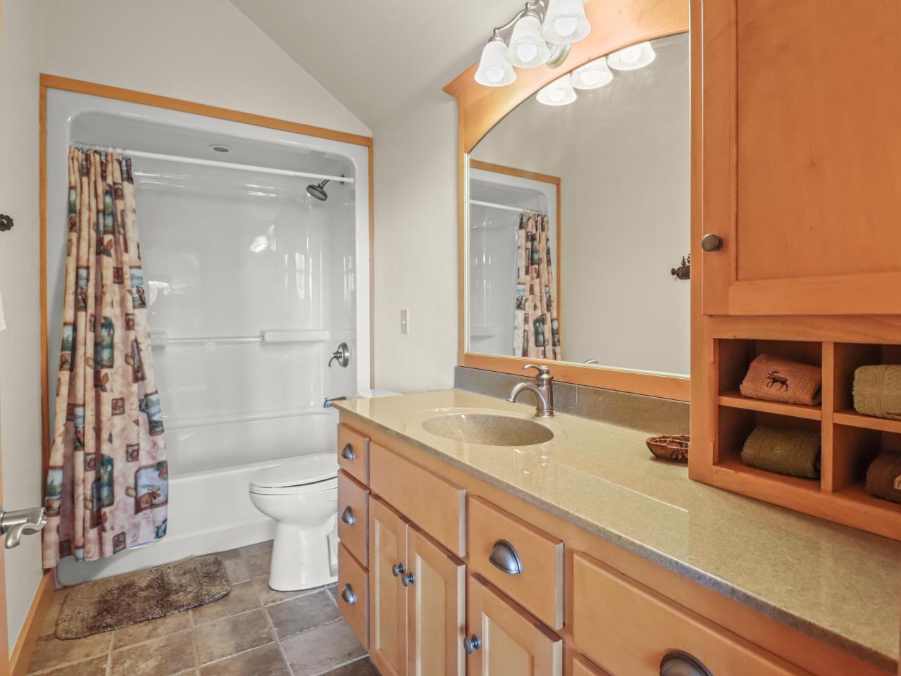 4684 Bayview Drive Rhinelander, WI 54501 - Photo 21 of 39 Gallery Image 21