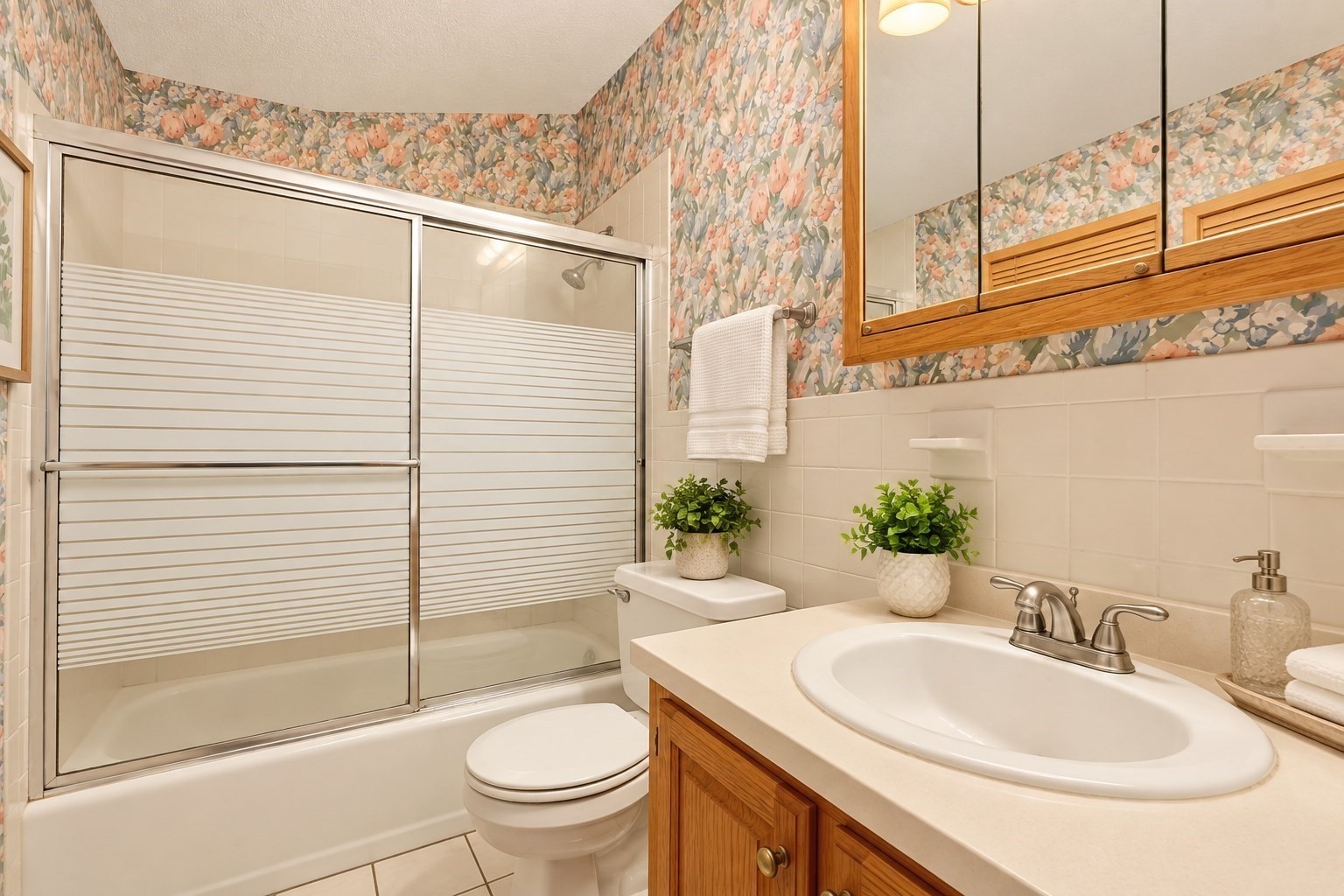 2415 Bay Road Sharon, MA 02067 - Photo 21 of 36 Gallery Image 21