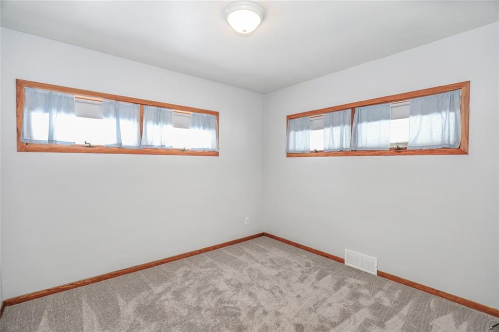 988 Pine Glenn Road Pulaski, PA 16143 - Photo 7 of 12 Gallery Image 7