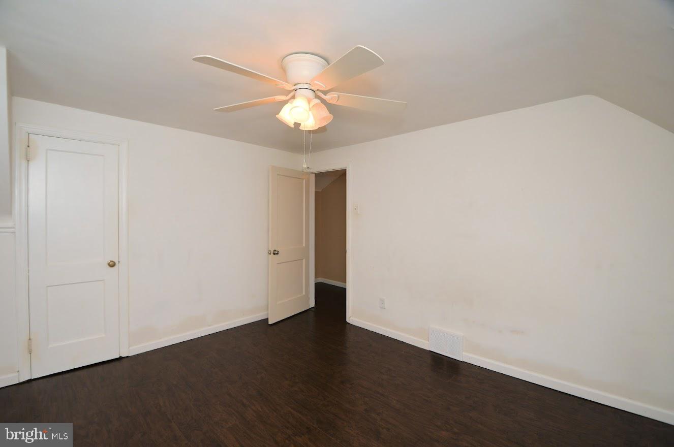 8048 Pine Road Philadelphia, PA 19111 - Photo 22 of 38 Gallery Image 22