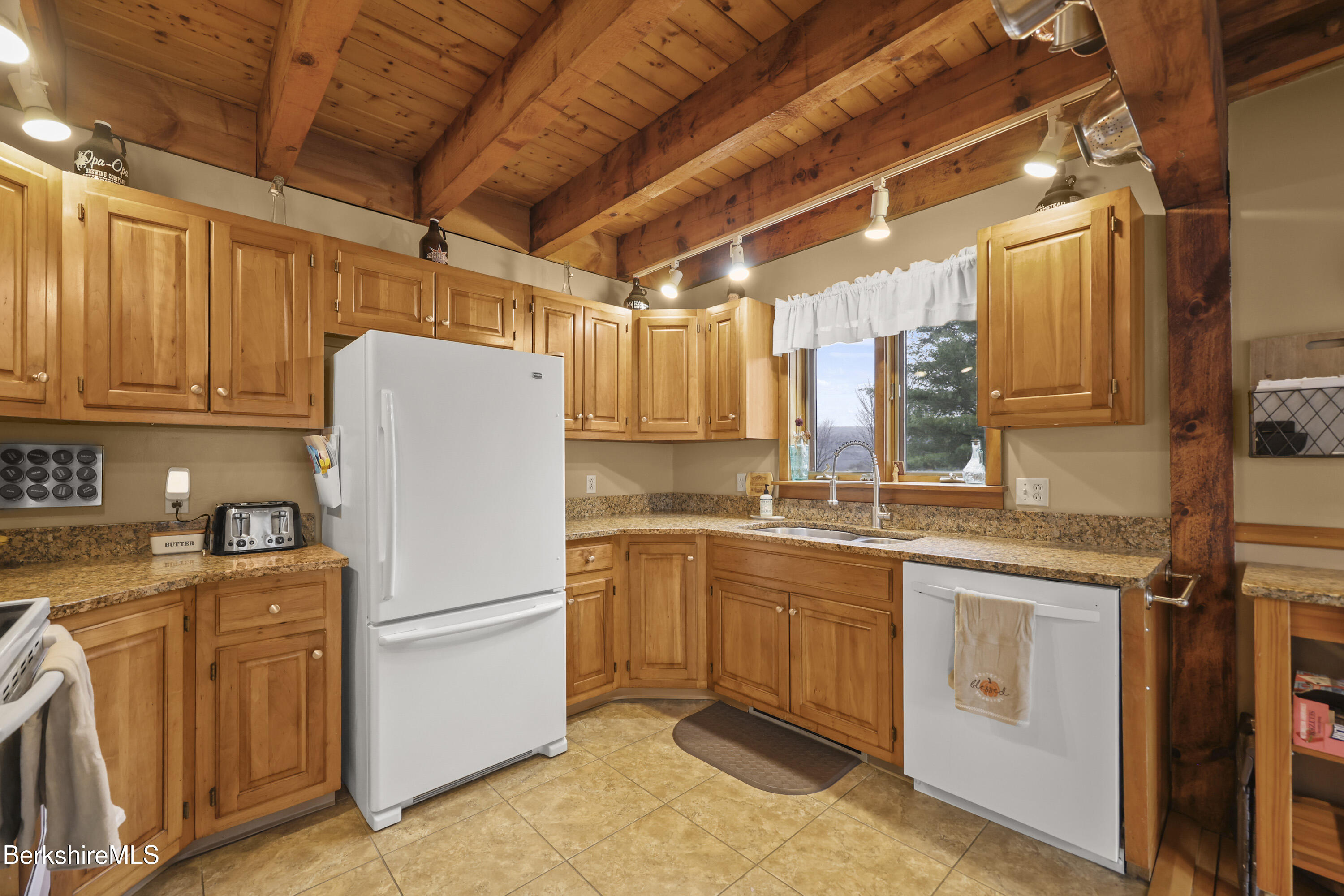 573 Stafford Hill Road Cheshire, MA 01225 - Photo 12 of 44 Kitchen