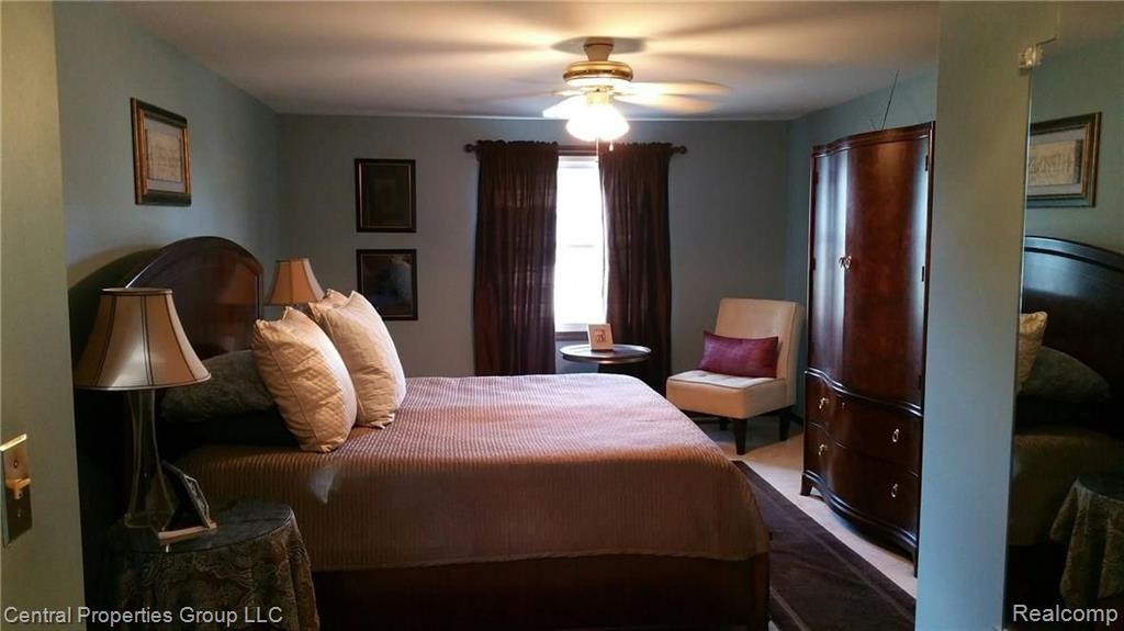 25263 Branchaster Road Farmington Hills, MI 48336 - Photo 17 of 30