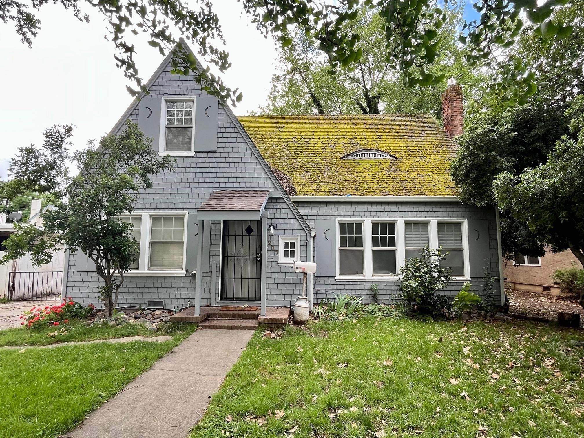 1217 Johnson Street Red Bluff, CA 96080 - Photo 1 of 23