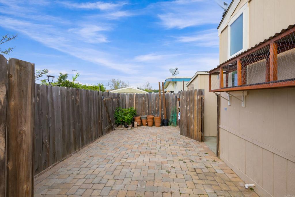 12824 Granada Drive, Unit 322 Poway, CA 92064 - Photo 20 of 26