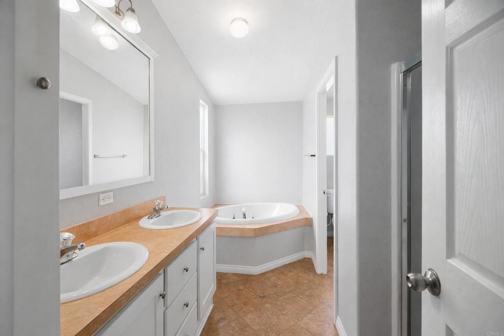 12824 Granada Drive, Unit 322 Poway, CA 92064 - Photo 10 of 26