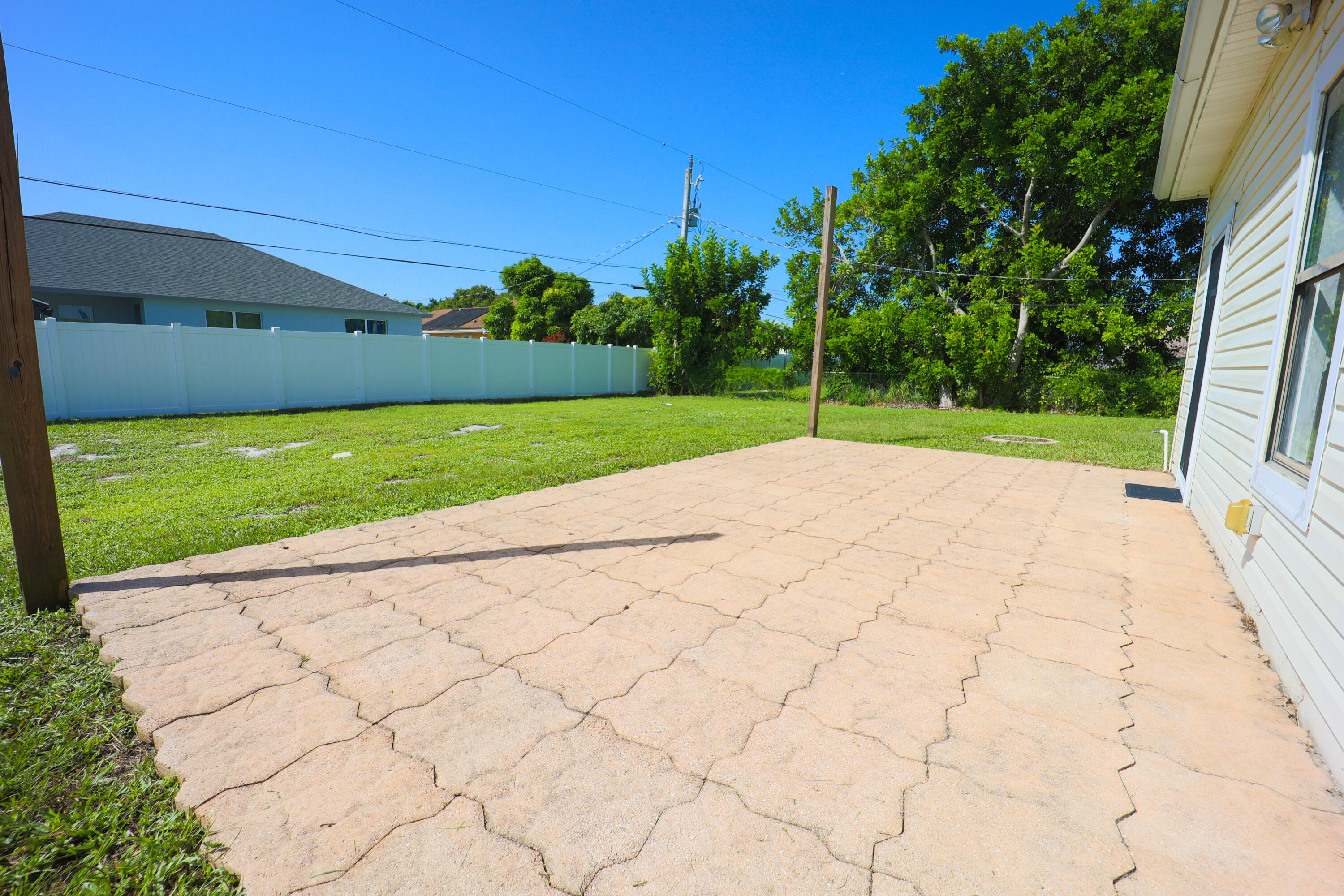 738 Southwest Bond Road Port St. Lucie, FL 34953 - Photo 16 of 16 AP7A7657
