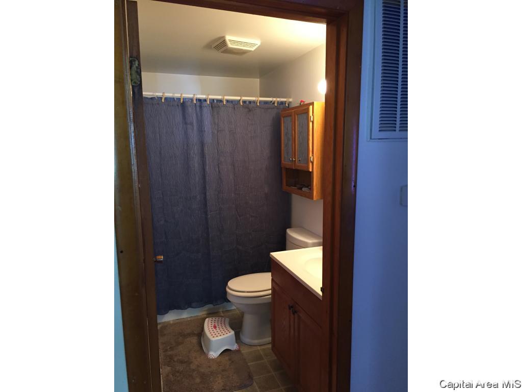 3555 East Hooker Street Springfield, IL 62703 - Photo 9 of 13