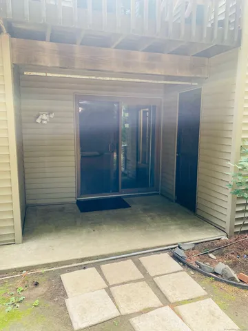 $2,000 | 507 Twin Circle Drive, Unit 507, South Windsor, CT 06074