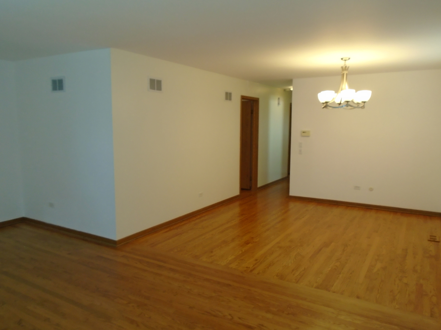 8652 West Sunset Road Niles, IL 60714 - Photo 8 of 20
