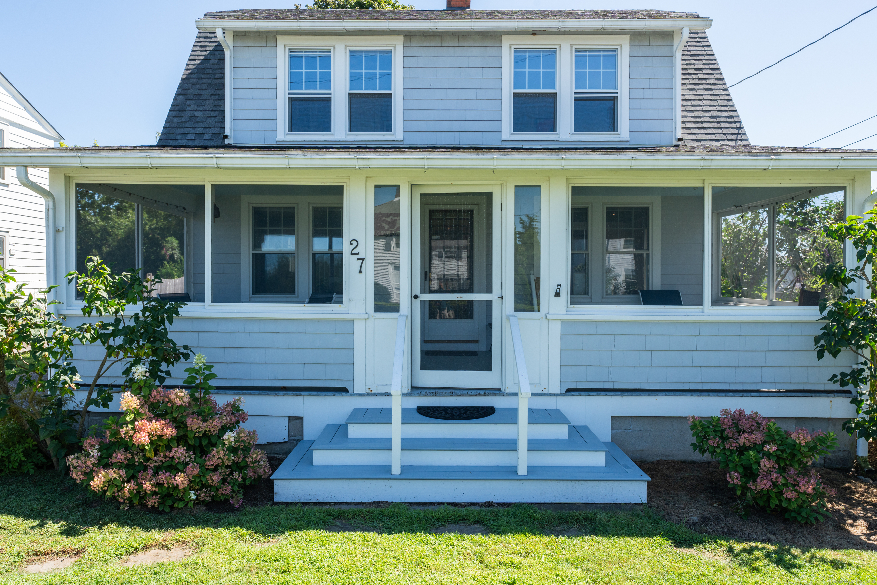 27 Ridgewood Avenue Madison, CT 06443 - Photo 4 of 31