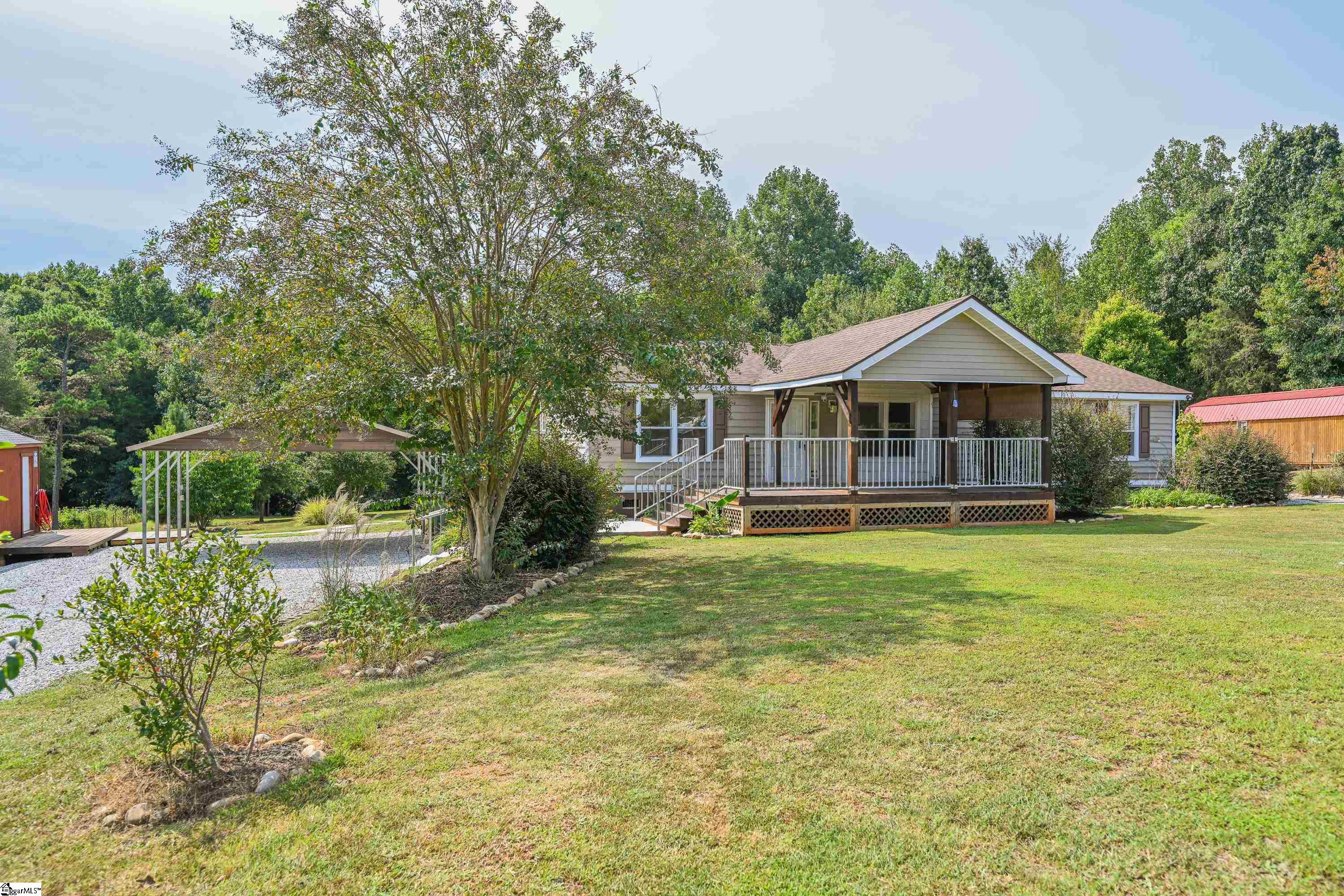 135 Gray Barn Road Clinton, SC 29325 - Photo 1 of 28 Gallery Image 1