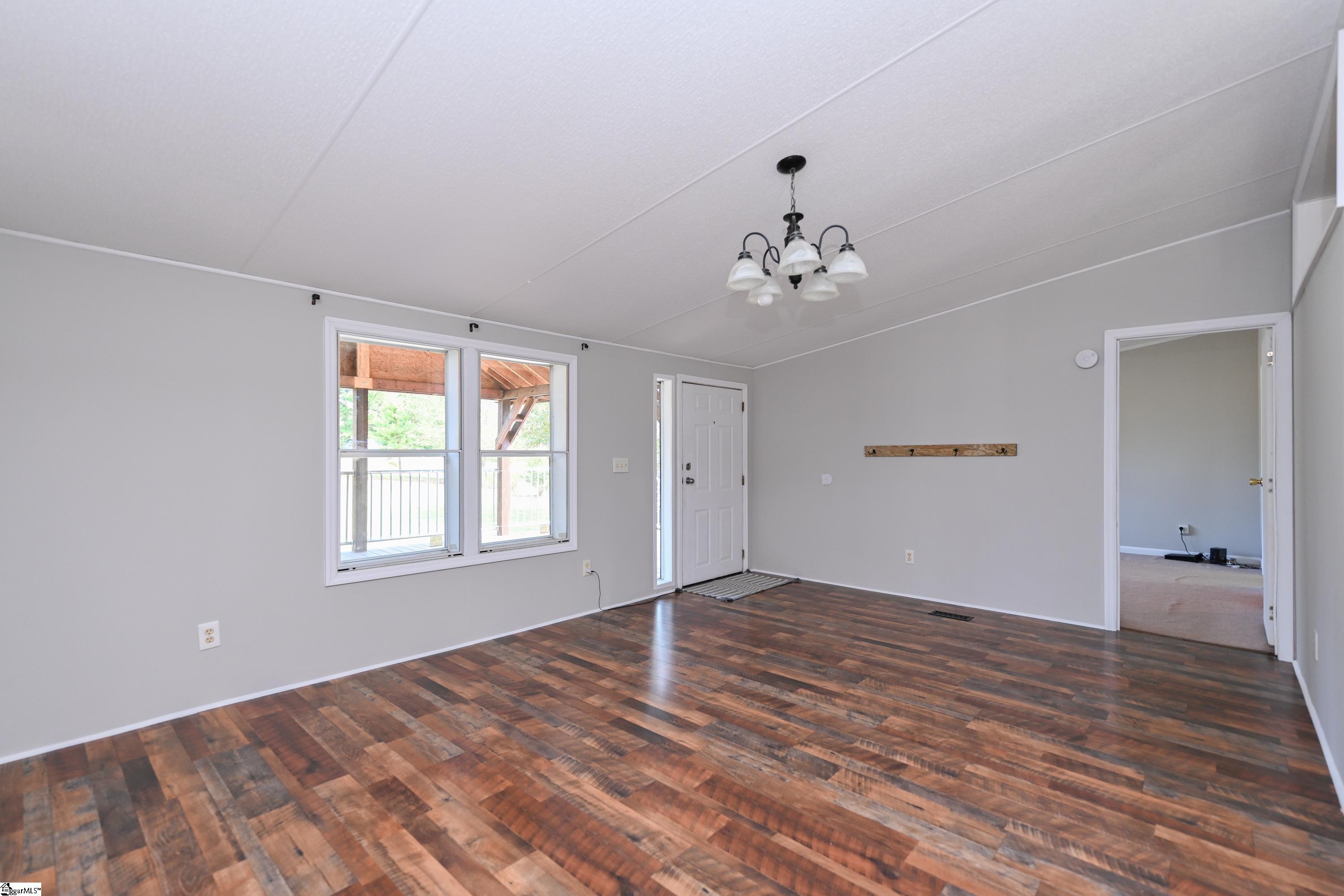 135 Gray Barn Road Clinton, SC 29325 - Photo 2 of 28 Gallery Image 2