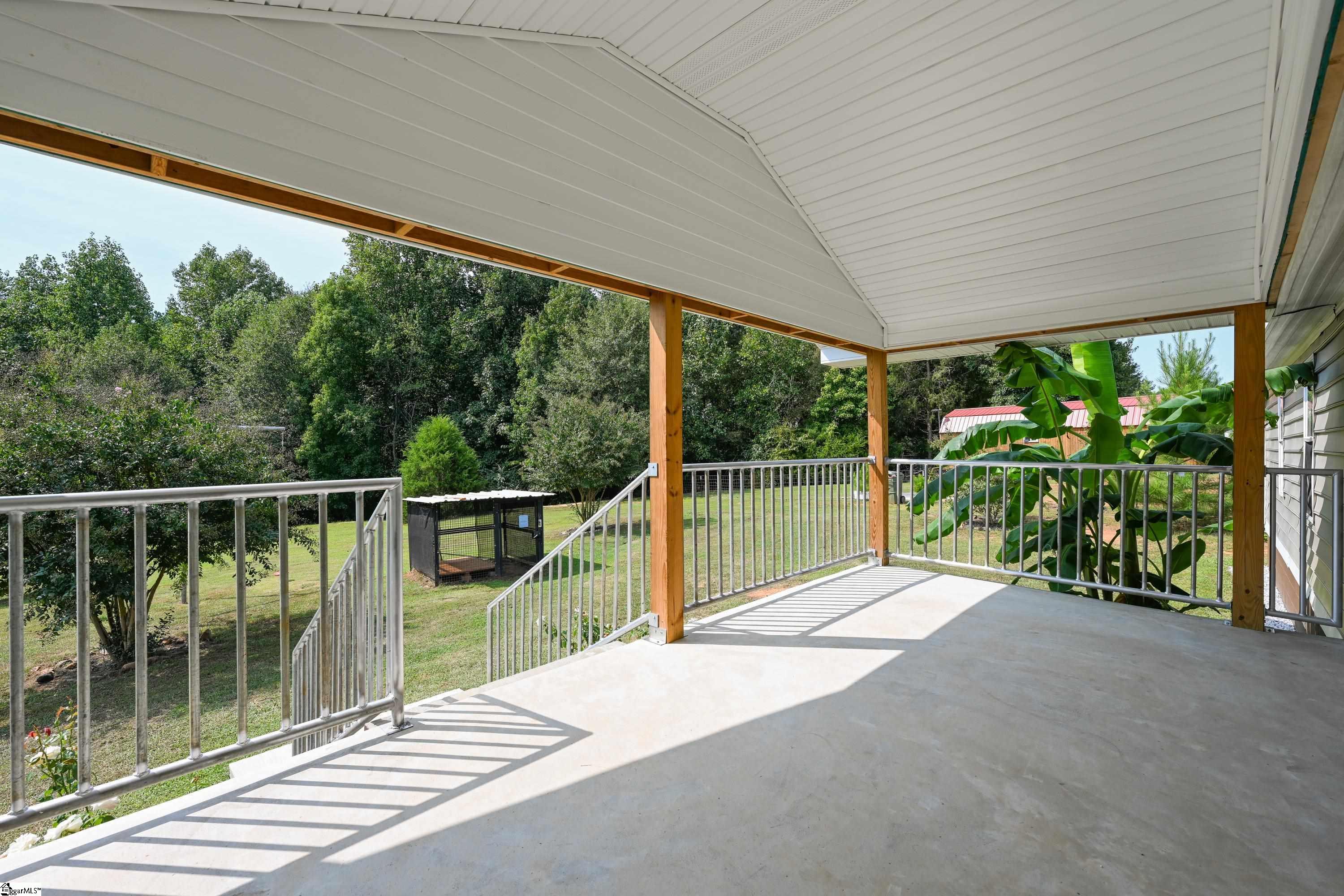 135 Gray Barn Road Clinton, SC 29325 - Photo 18 of 28 Gallery Image 18