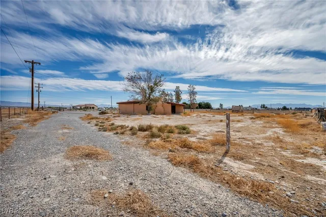 $398,000 | 2351 Bond Street, Pahrump, NV 89048