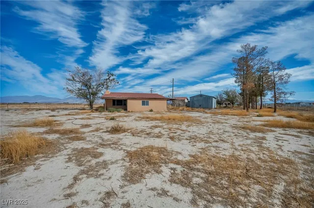 $398,000 | 2351 Bond Street, Pahrump, NV 89048