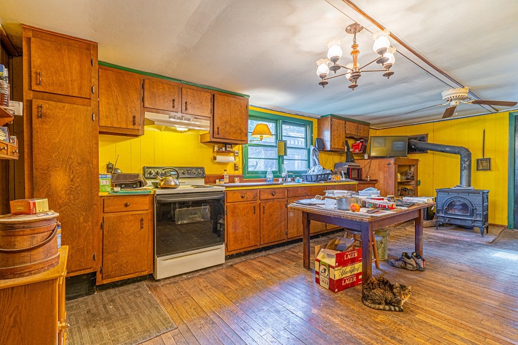 245 J Yates Road Lebanon, VA 24266 - Photo 7 of 74 Gallery Image 7