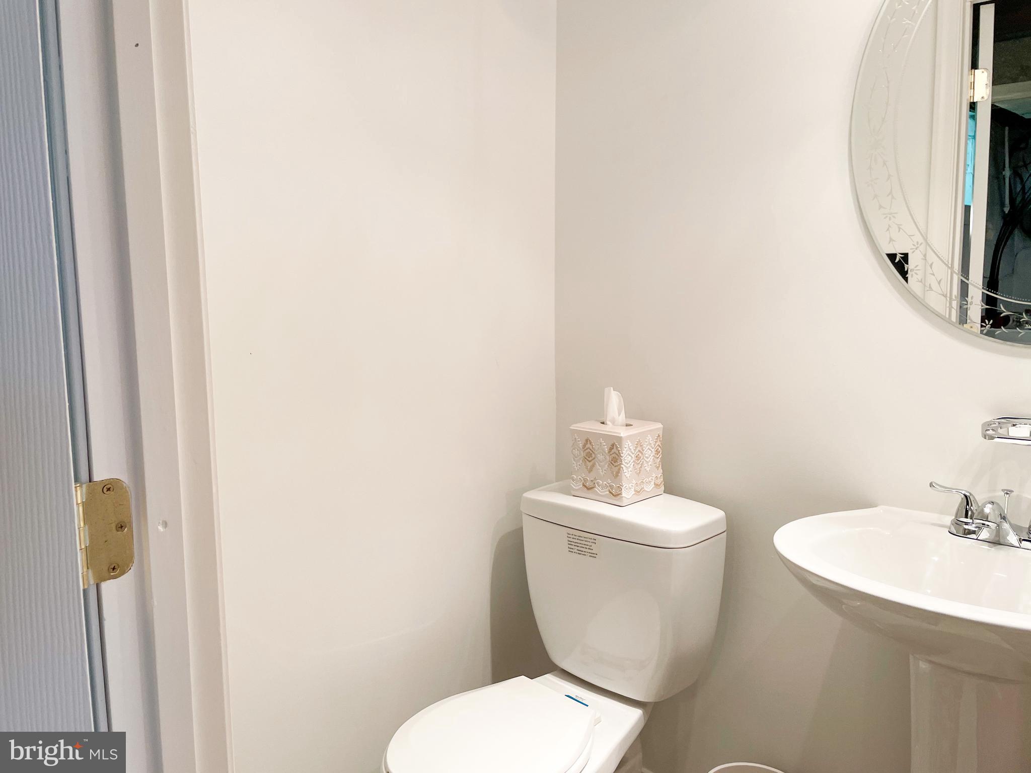 957 Masefield Road Baltimore, MD 21207 - Photo 14 of 20 Full Bathroom/Basement