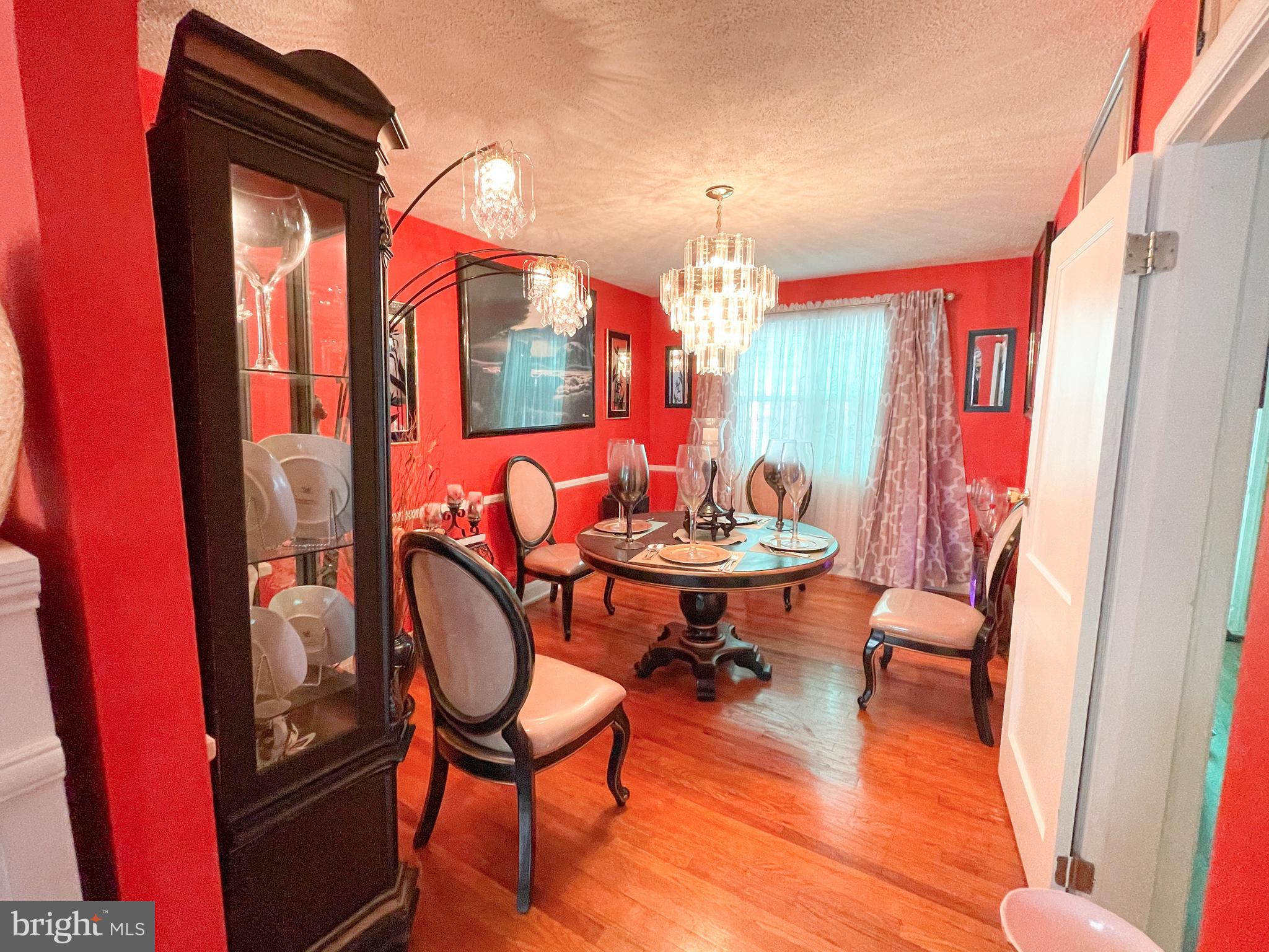 957 Masefield Road Baltimore, MD 21207 - Photo 5 of 20 Dining Room