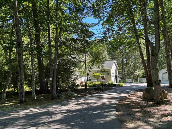 $1,186,053 | 13 Point Sewall Road, Wolfeboro, NH 03894
