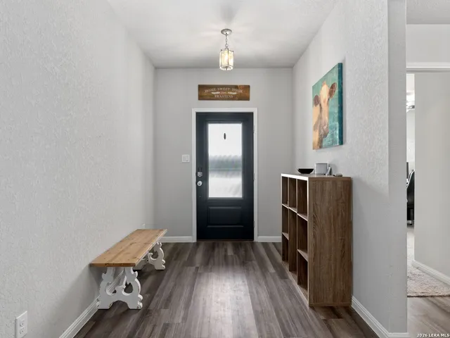 $2,400 | 597 Summersweet Road, New Braunfels, TX 78130