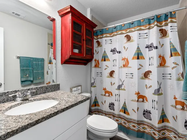 $2,400 | 597 Summersweet Road, New Braunfels, TX 78130