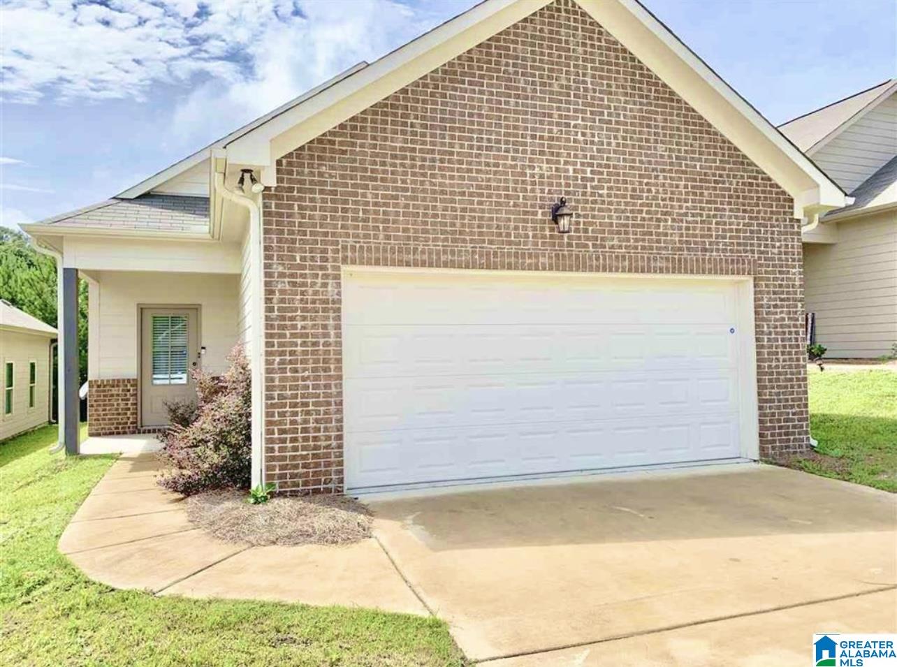 925 Maple Trace Odenville, AL 35120 - Photo 1 of 1