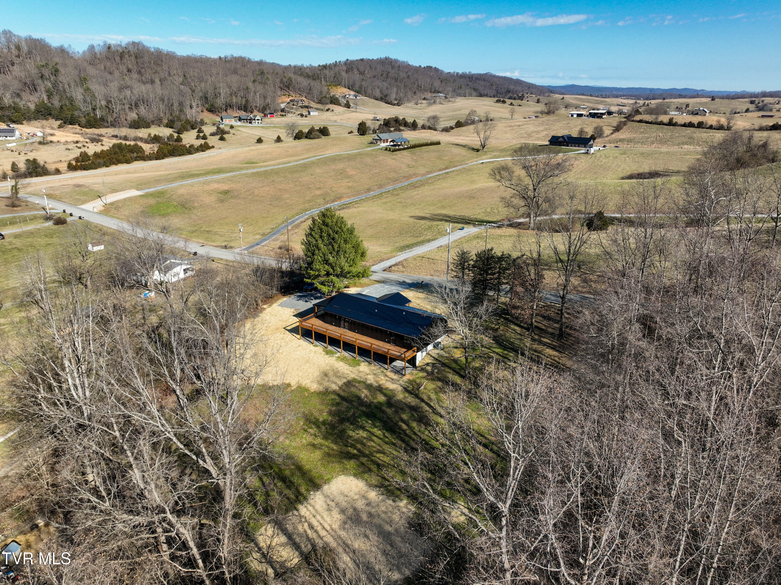 443 Henson Road Bristol, TN 37620 - Photo 52 of 60 443 Henson Rd Drone Unbranded G UNIT-9