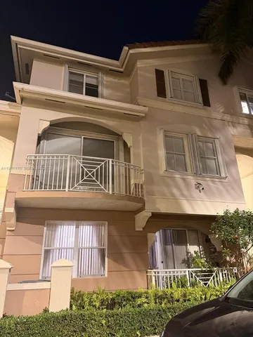 $2,650 | 8970 West Flagler Street, Unit 215, Miami, FL 33174