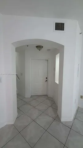 $2,650 | 8970 West Flagler Street, Unit 215, Miami, FL 33174