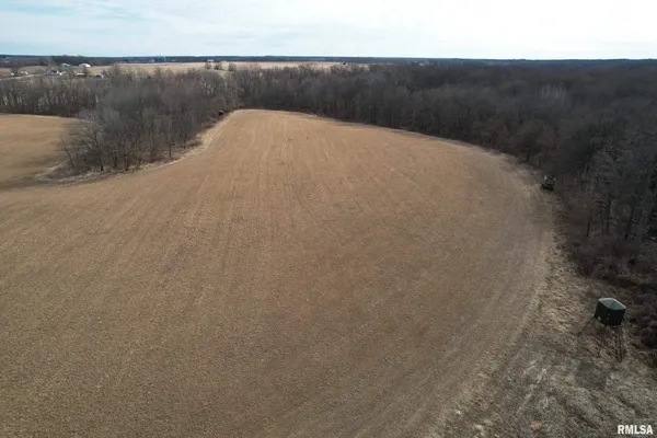 $395,000 | 3065 East County Road 1000, Plymouth, IL 62367