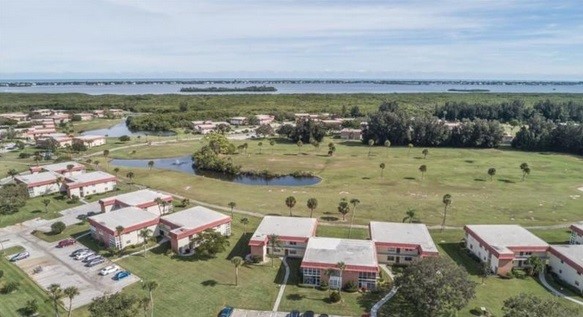 36 Pine Arbor Lane, Unit 202 Vero Beach, FL 32962 - Photo 32 of 33