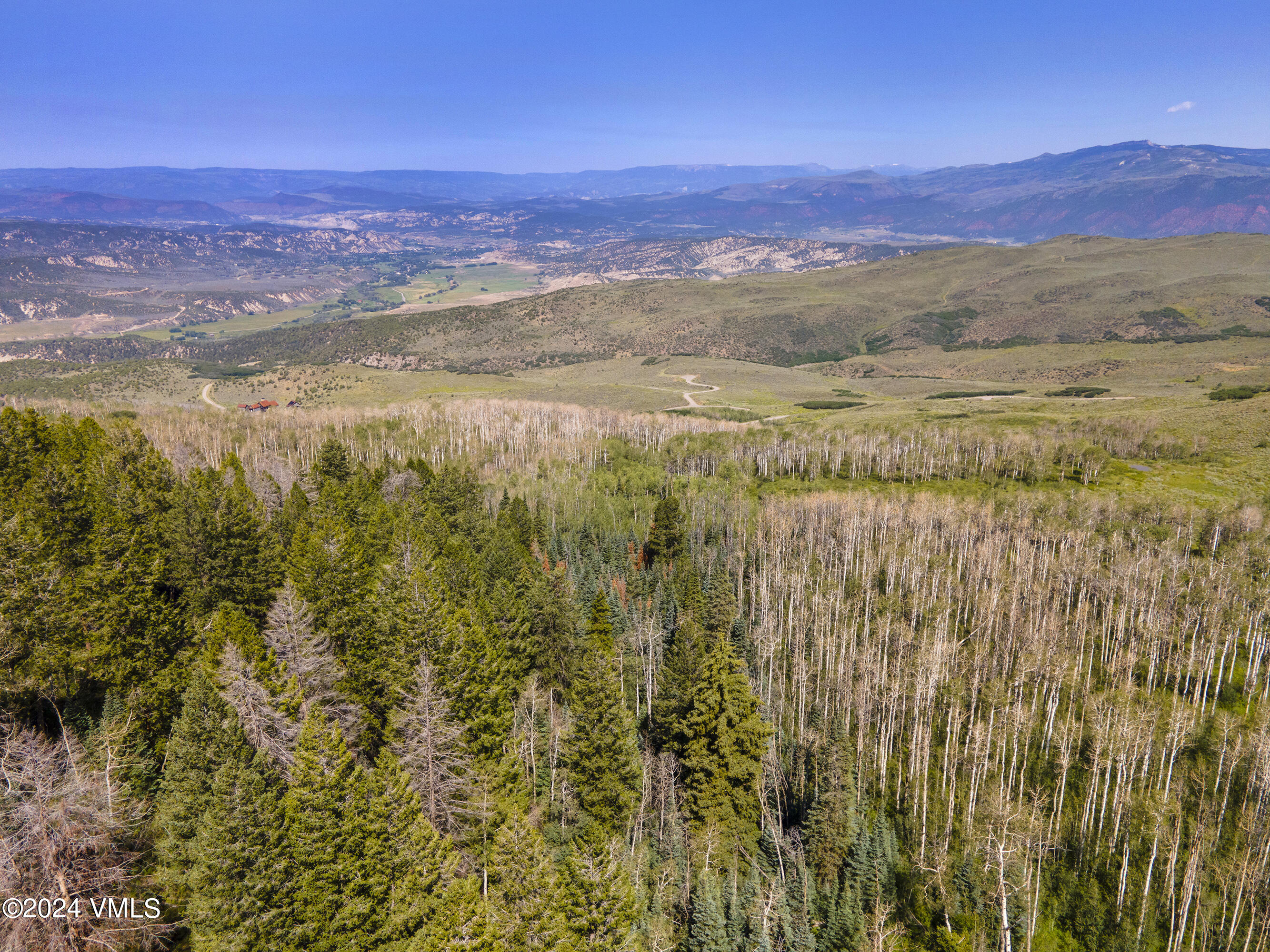 907 Webb Peak Edwards, CO 81632 - Photo 5 of 17 a view of an ocean