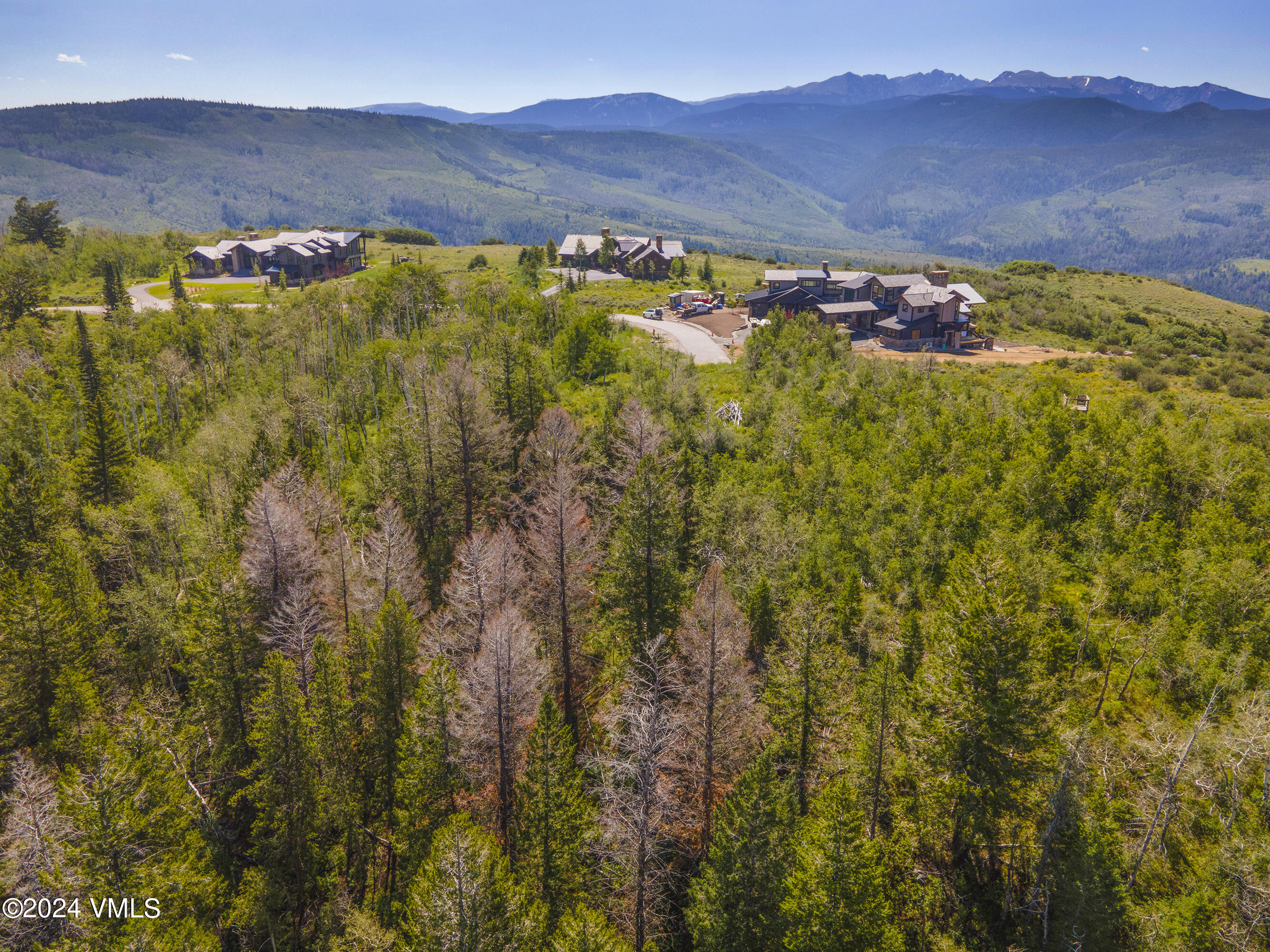 907 Webb Peak Edwards, CO 81632 - Photo 7 of 17 a view of lake and mountain
