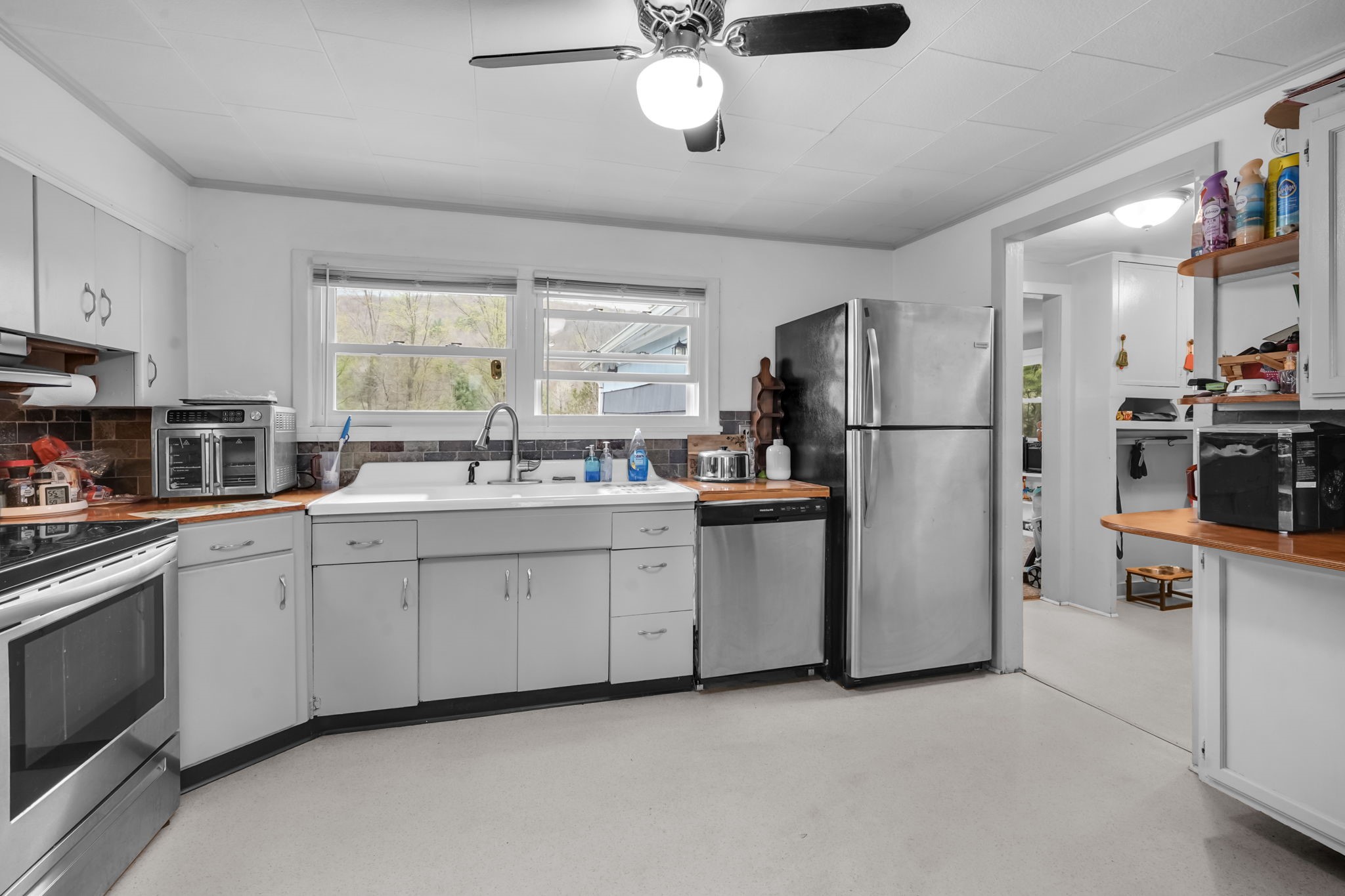 3 Bennett Street Bainbridge, NY 13733 - Photo 9 of 37